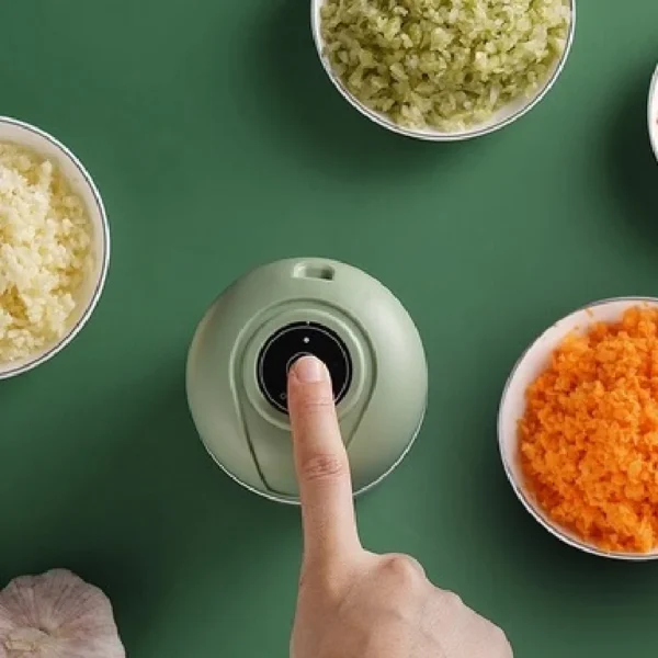 Mini Processador Elétrico Portátil Multicolorido de Alimentos 250ML USB com 3 Lâminas de Aço Inoxidável Bivolt - Image 6
